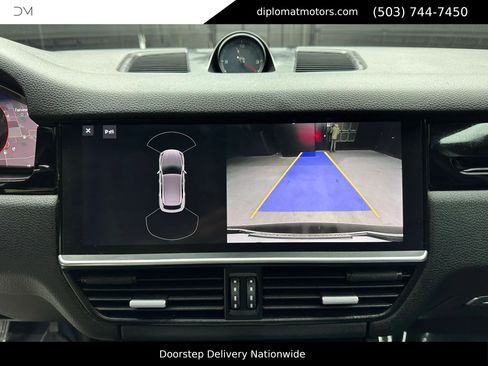 Used 2019 Porsche Cayenne image 38