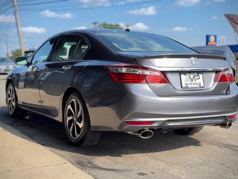 Used 2017 Honda Accord EX-L image 4