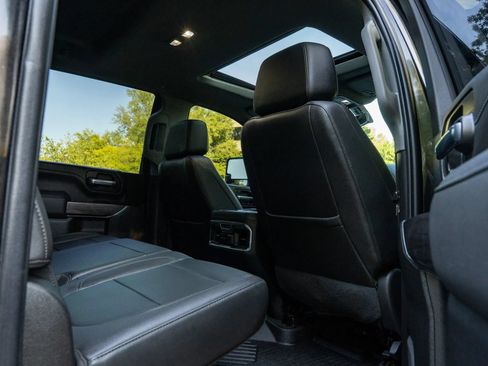 Used 2021 Chevrolet Silverado 2500 LTZ AWD/4WD image 15