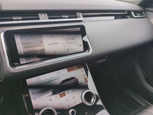 Used 2023 Land Rover Range Rover Velar R-Dynamic S image 11