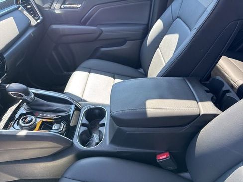 Used 2025 GMC Canyon Elevation w/ Convenience Package AWD/4WD image 17