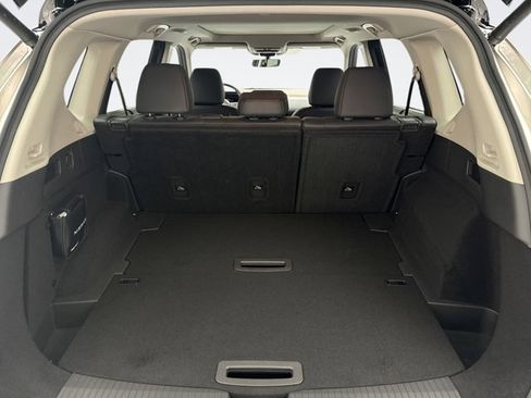 Used 2023 Nissan Rogue Platinum w/ Platinum Premium Package image 23