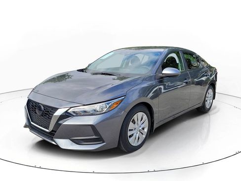 Certified 2021 Nissan Sentra S image 3