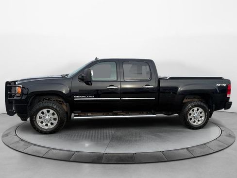 Certified 2014 GMC Sierra 3500 Denali image 2