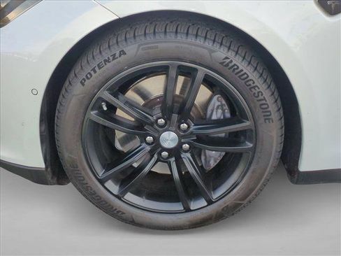 Used 2014 Tesla Model S 60 image 25