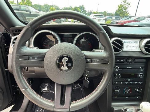 Used 2008 Ford Mustang Shelby GT500 RWD image 24