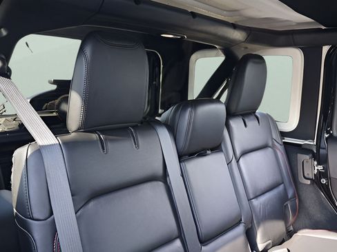 Used 2019 Jeep Wrangler Unlimited Rubicon AWD/4WD image 18