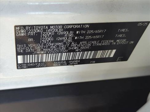 Certified 2025 Toyota RAV4 XLE w/ Convenience Package AWD/4WD image 25
