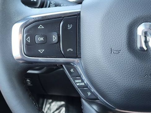 Used 2025 RAM 1500 Laramie AWD/4WD image 12
