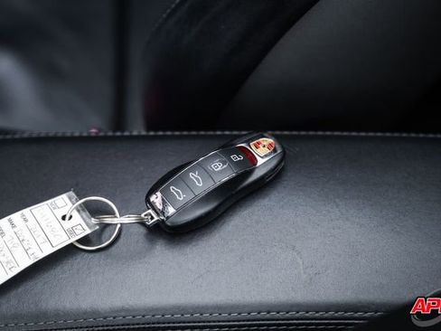 Used 2017 Porsche 718 Boxster S RWD image 71