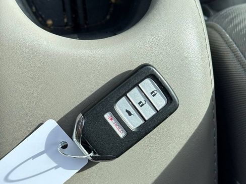 Used 2019 Honda HR-V EX image 21