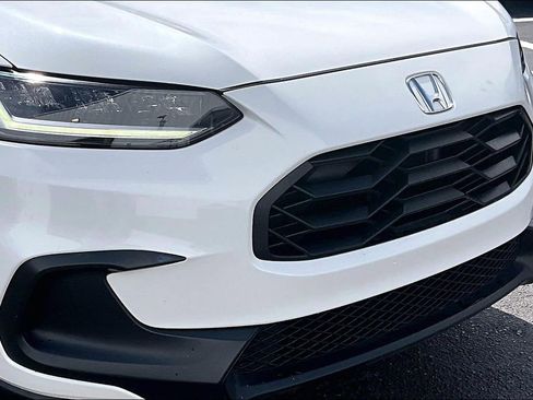 Used 2023 Honda HR-V Sport image 31