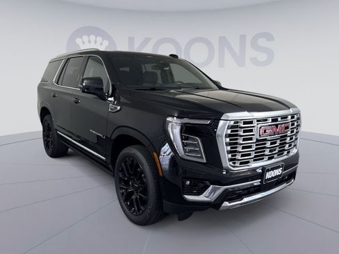 New 2026 GMC Yukon Denali w/ Sun & Power Step Package AWD/4WD image 10