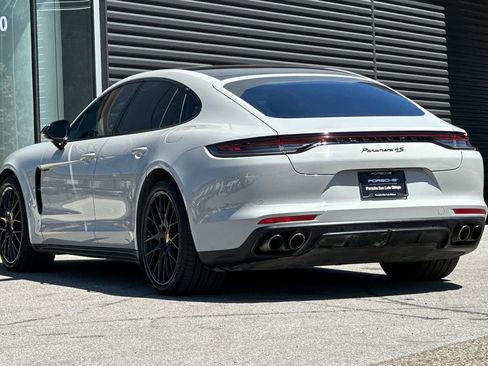 Certified 2022 Porsche Panamera 4S AWD/4WD image 3