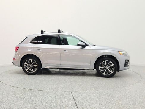 Used 2021 Audi Q5 2.0T Premium w/ Convenience Package AWD/4WD image 4