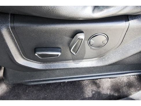 Used 2018 Ford Expedition Max Limited w/ Equipment Group 302A RWD image 26