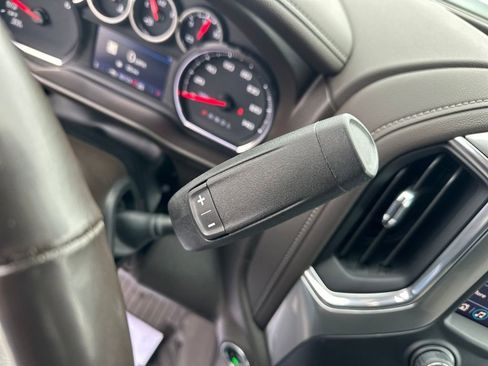 Used 2022 Chevrolet Silverado 1500 LTZ image 19