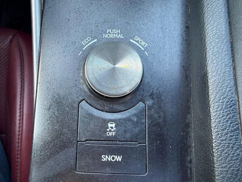 Used 2016 Lexus IS 300 AWD image 25