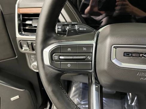 Used 2026 GMC Yukon XL Denali w/ Sun & Power Step Package AWD/4WD image 30
