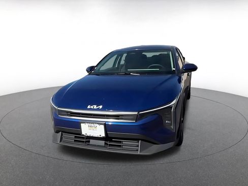 Used 2025 Kia K4 LXS image 4