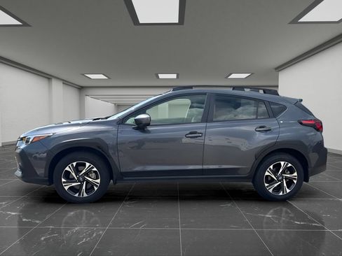 Certified 2025 Subaru Crosstrek 2.5i Premium AWD/4WD image 9