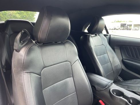 Used 2020 Ford Mustang Premium RWD image 22
