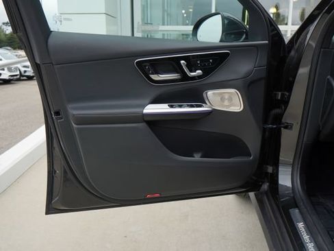 Used 2026 Mercedes-Benz GLC 300 image 15