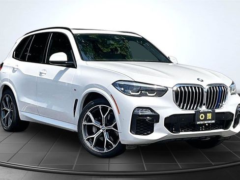 Used 2019 BMW X5 xDrive40i w/ M Sport Package AWD/4WD image 3