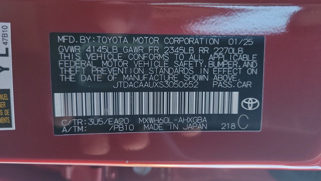 Used 2025 Toyota Prius XLE FWD image 24