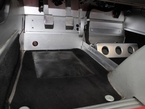 Used 2005 Lotus Elise image 29