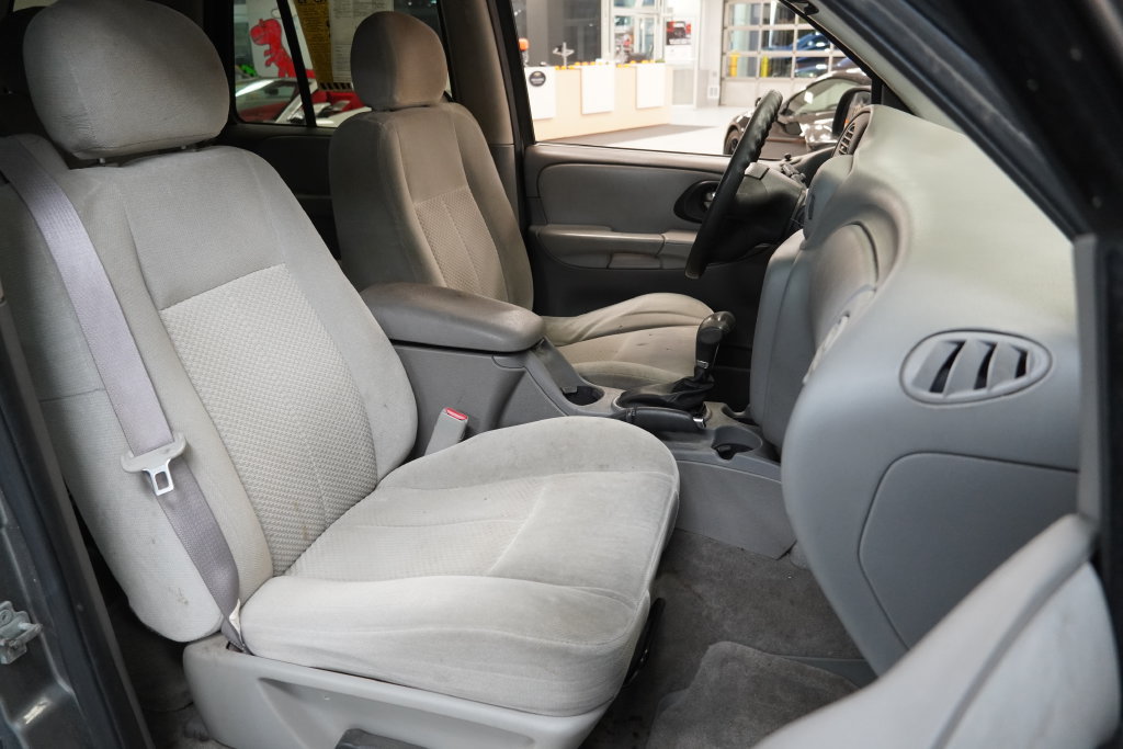 Used 2007 Chevrolet TrailBlazer LS w/ LS Preferred Equipment Group AWD/4WD image 33