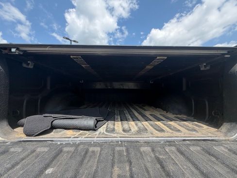 Used 2020 RAM 1500 Laramie AWD/4WD image 5