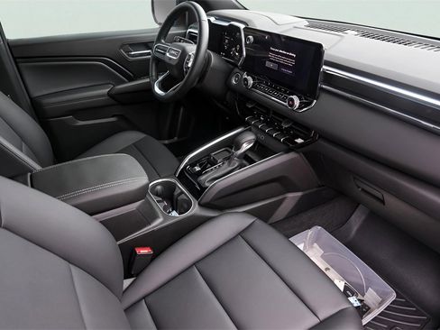 Used 2024 GMC Canyon Elevation w/ Elevation Premium Package image 31