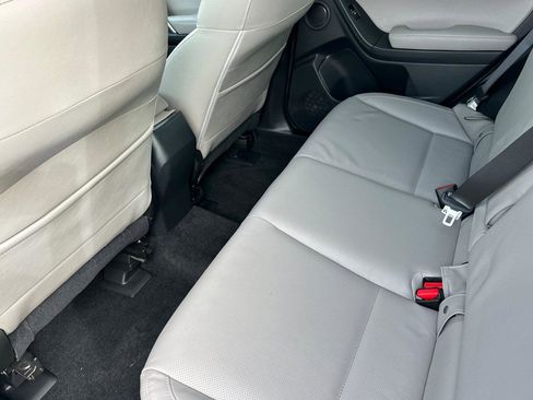 Used 2018 Subaru Forester 2.5i Limited image 11