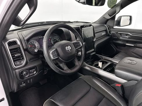 Used 2023 RAM 1500 Laramie AWD/4WD image 3