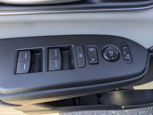 Used 2021 Honda CR-V EX-L image 20