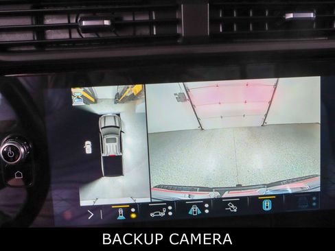 Used 2023 GMC Sierra 1500 AT4 w/ Technology Package AWD/4WD image 20