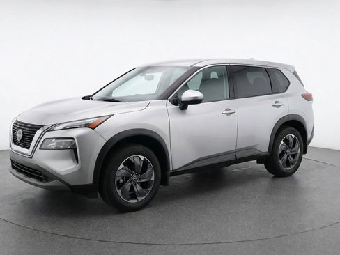 Used 2025 Nissan Rogue SV FWD image 3