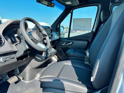 New 2026 Mercedes-Benz Sprinter 2500 image 9