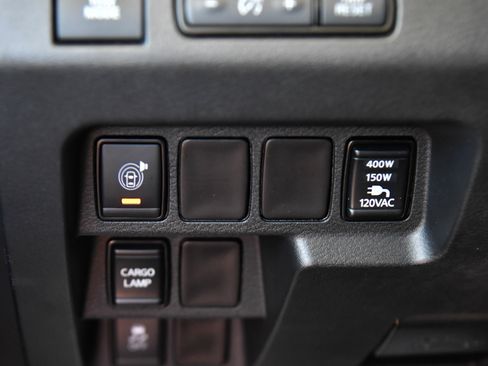 Used 2025 Nissan Frontier Pro-X w/ Pro Convenience Package image 37