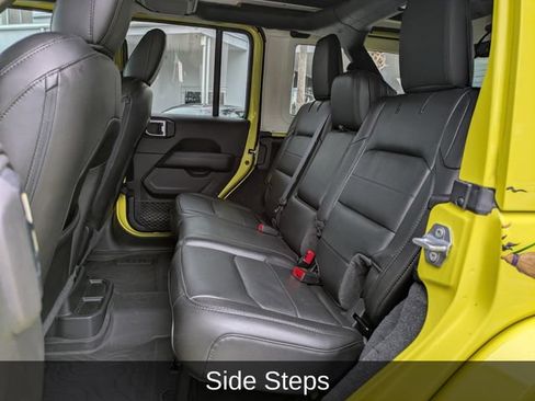 Used 2023 Jeep Wrangler Unlimited Sahara AWD/4WD image 14
