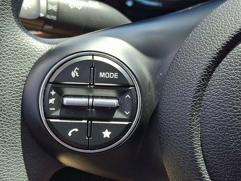 Used 2025 Kia Soul LX FWD image 22
