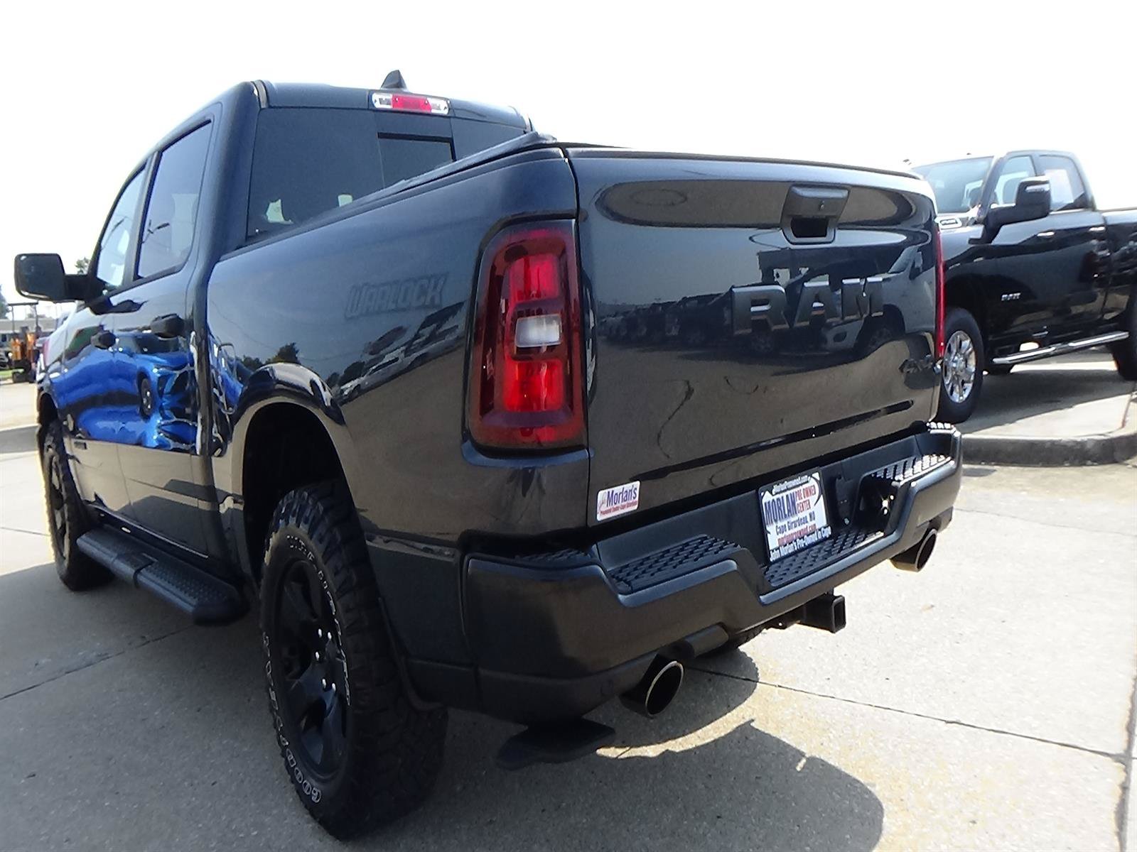 Used 2025 RAM 1500 Warlock AWD/4WD image 8