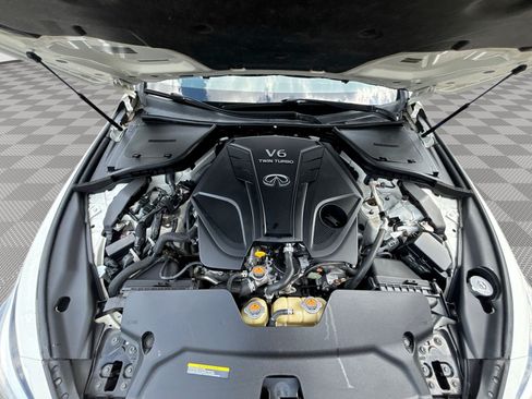 Used 2019 INFINITI Q50 Luxe w/ Cargo Package (L96) RWD image 18
