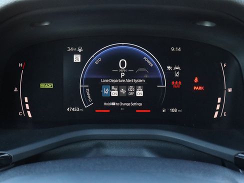 Used 2025 Toyota Camry SE image 26