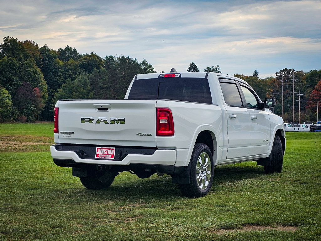 Used 2025 RAM 1500 Big Horn AWD/4WD image 4