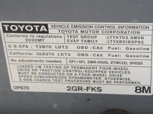 Used 2020 Toyota Tacoma TRD Off-Road AWD/4WD image 12