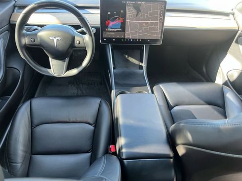 Used 2018 Tesla Model 3 image 14