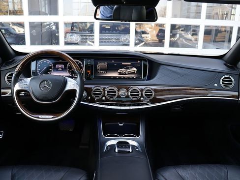 Used 2016 Mercedes-Benz Maybach S 600 image 16