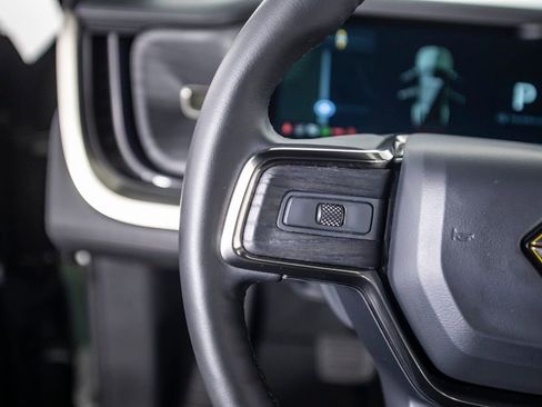 Used 2025 Rivian R1S Adventure AWD/4WD image 40
